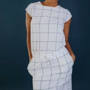 ISO: Looking to buy Albion Fit Going Places dress WHITE WINDOWPANE  Small or Med